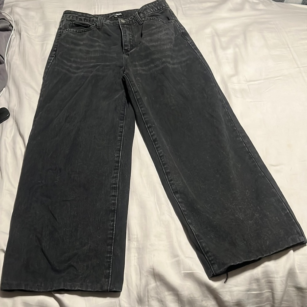 Black wide jeans. Women’s size 7.